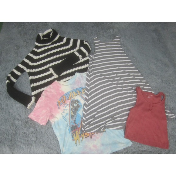 American Eagle By Payless Tops - Womens Tops and Dress Size XS Casual Various Brands Lot of 4